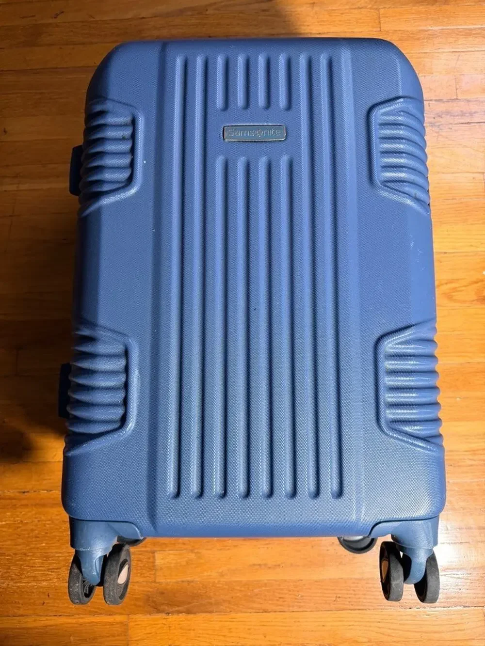 Samsonite Blue Hardside Spinner Carry-On Suitcase Expandable 4-Wheel Luggage